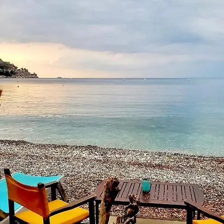 2 Sur La Plage Holiday home